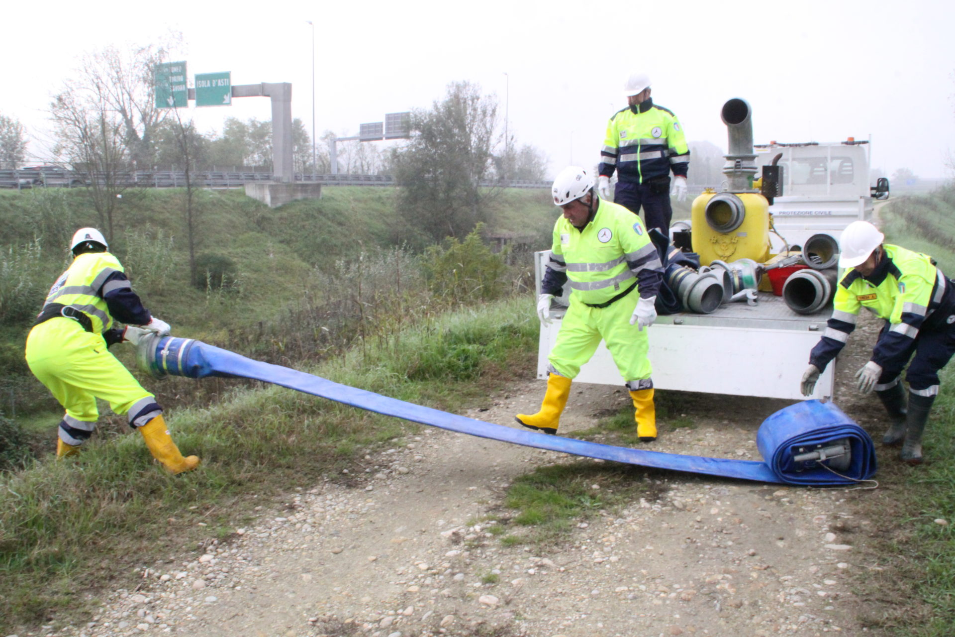 Protezione civile in intervento